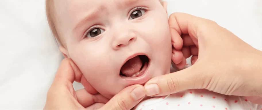 Ząbkowanie: Jak ulżyć dziecku? Bezpieczne sposoby na swędzące dziąsła