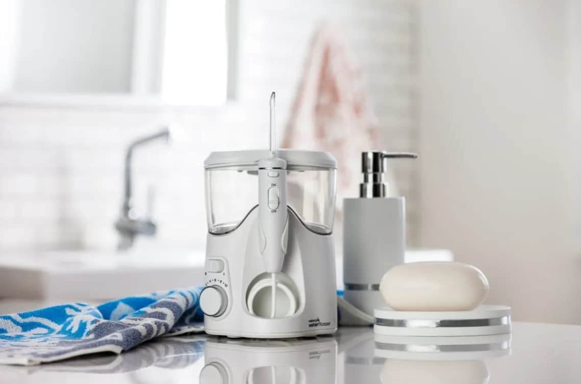 Irygator czy szczoteczka soniczna? Odkryj złoty standard higieny!